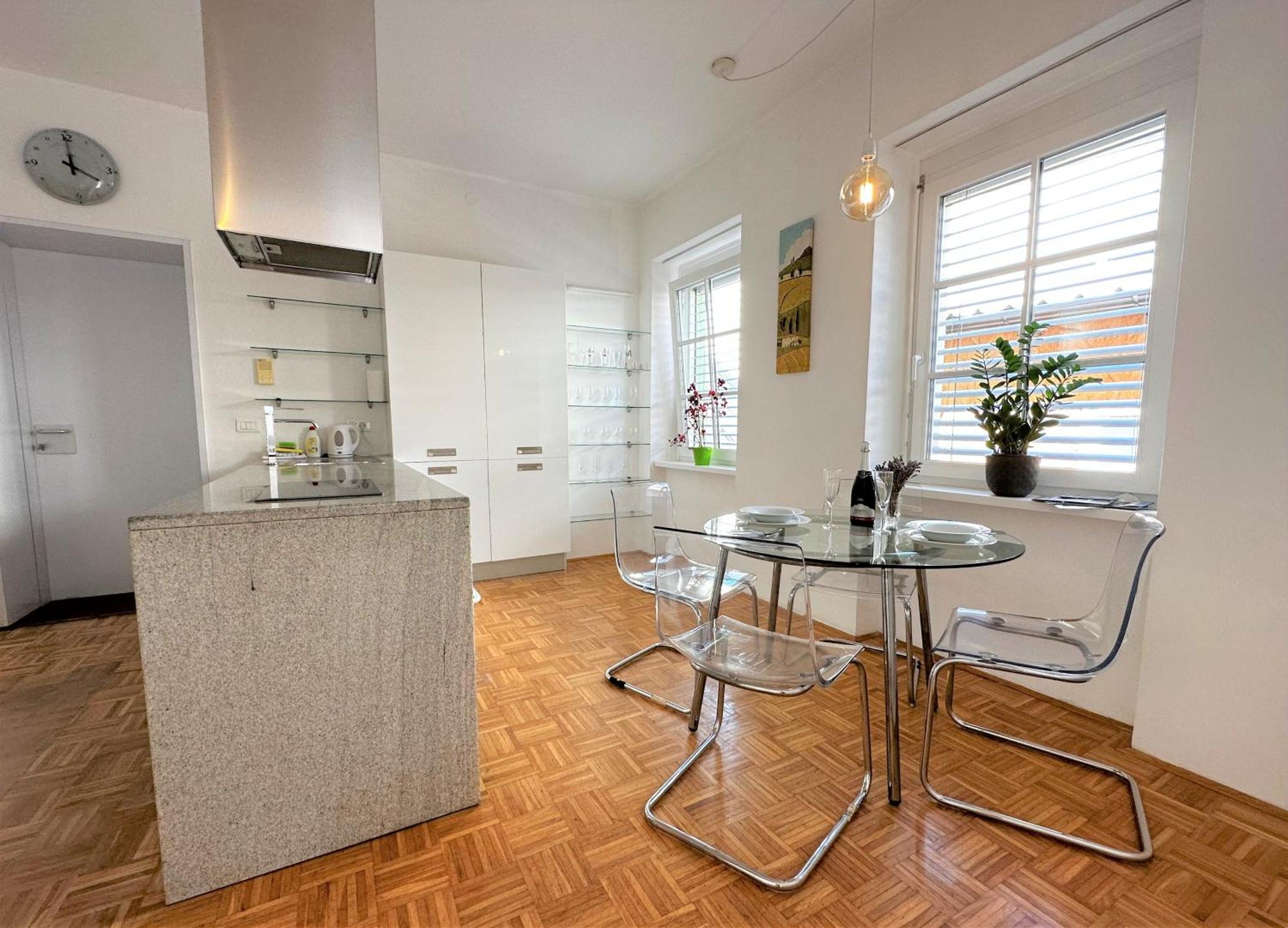 Charming Starry Night Apartment Ljubljana Exterior photo